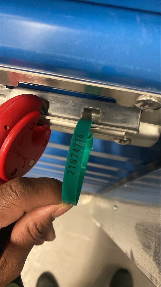 Montreal Mini-Storage - Ste-Julie  auction IB-9433 20