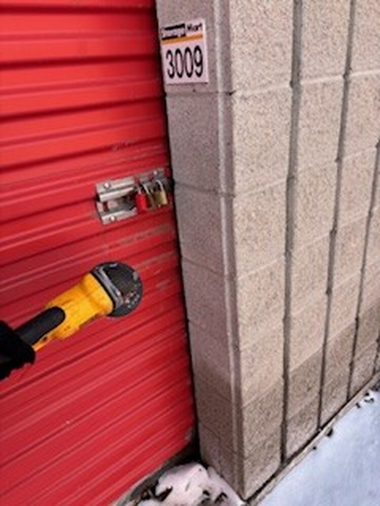 3027 - StorageMart Georgetown  auction IB-2606 10