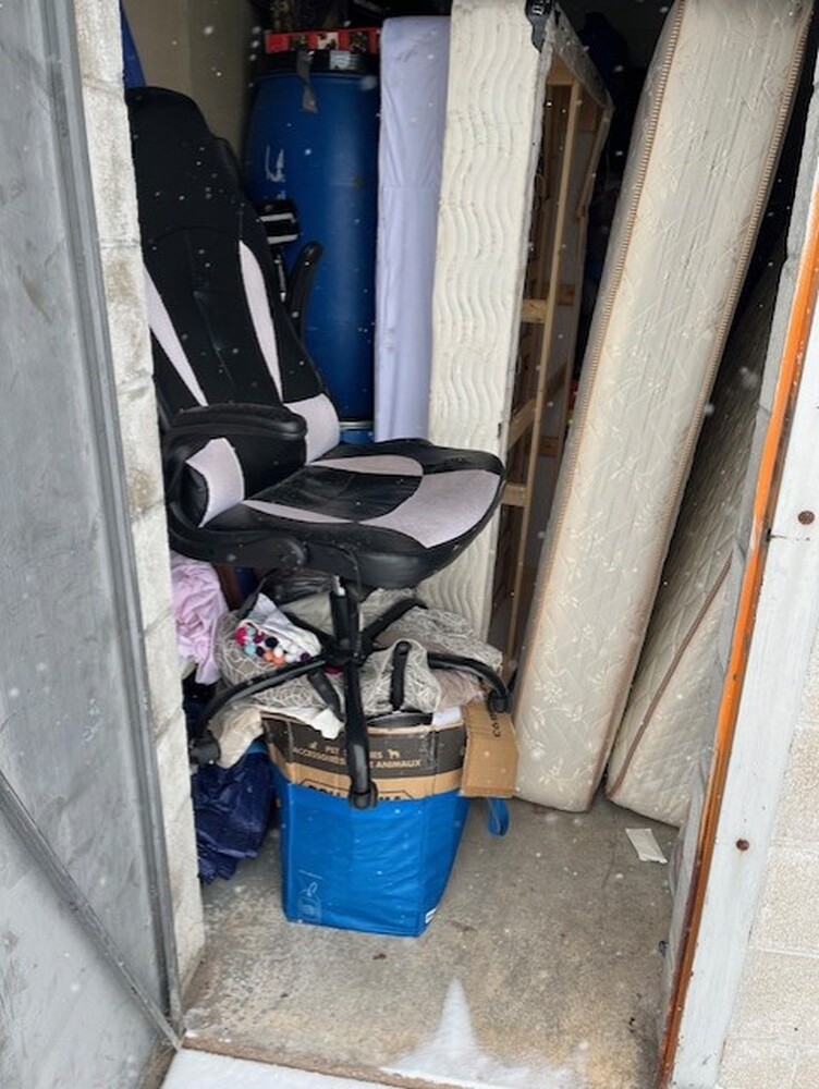 3011 - StorageMart Commerce Pk. Innisfil  auction IB-6208 10