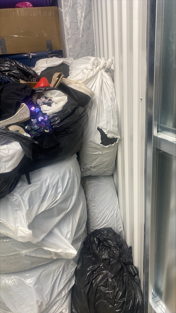 Montreal Mini-Storage - Victoria  auction IB-8285 40