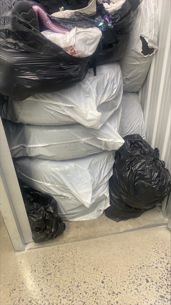 Montreal Mini-Storage - Victoria  auction IB-8285 60