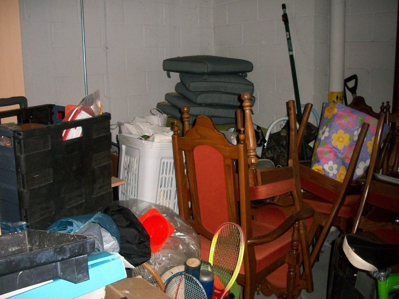 3018 - StorageMart Alden Rd  auction IB-1761 10