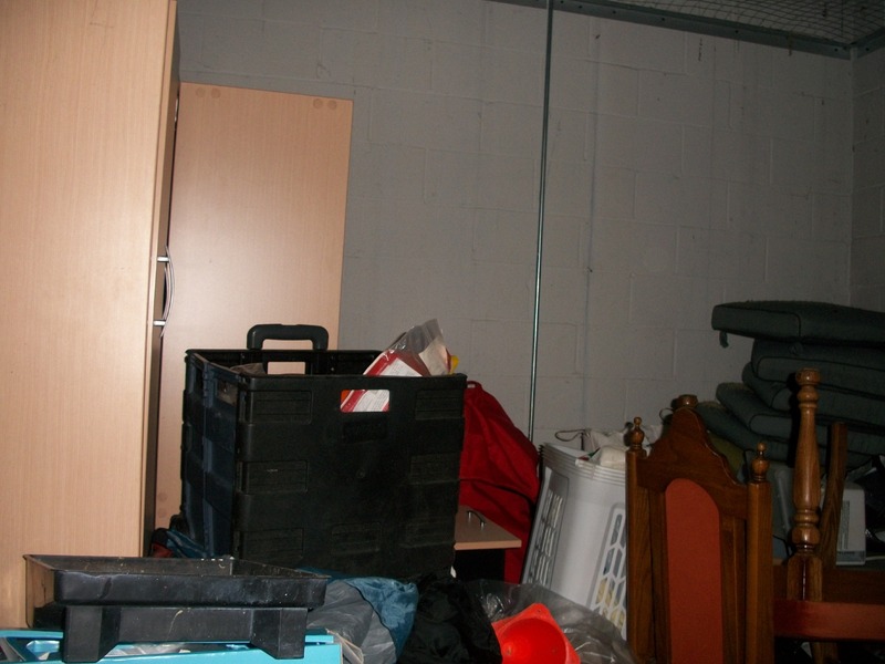 3018 - StorageMart Alden Rd  auction IB-1761 50