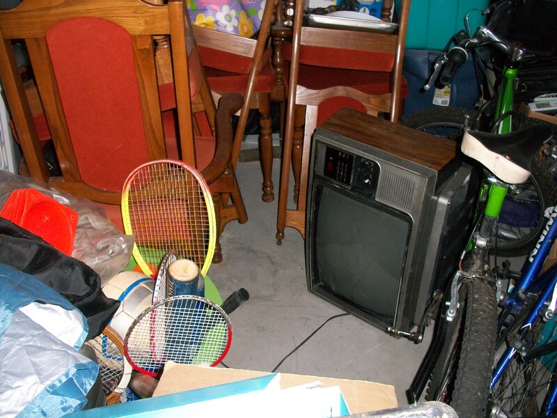 3018 - StorageMart Alden Rd  auction IB-1761 60