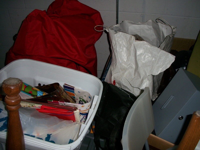 3018 - StorageMart Alden Rd  auction IB-1761 100