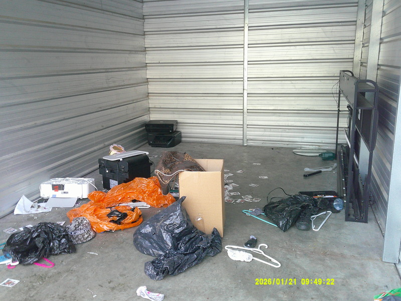 3311 - StorageMart 132 Ave NW & Fort Road  auction IB-3619 20