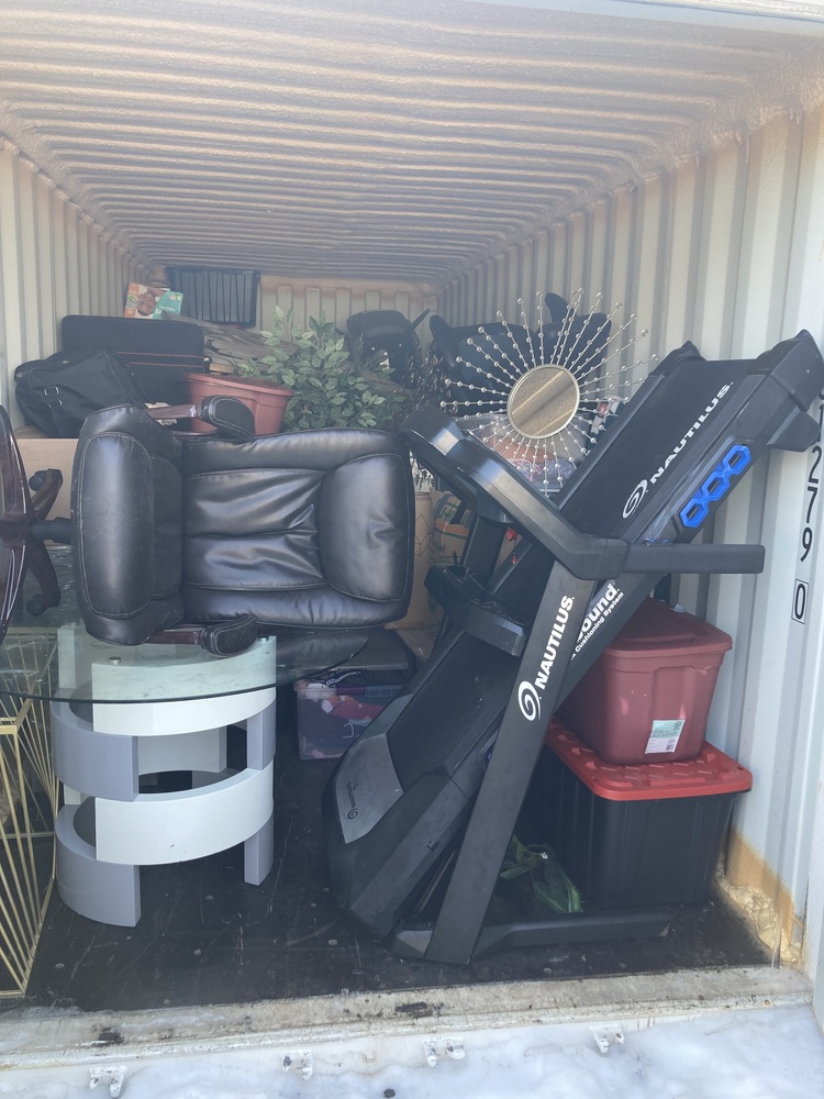 U Need Storage Oakville  auction IB-2561