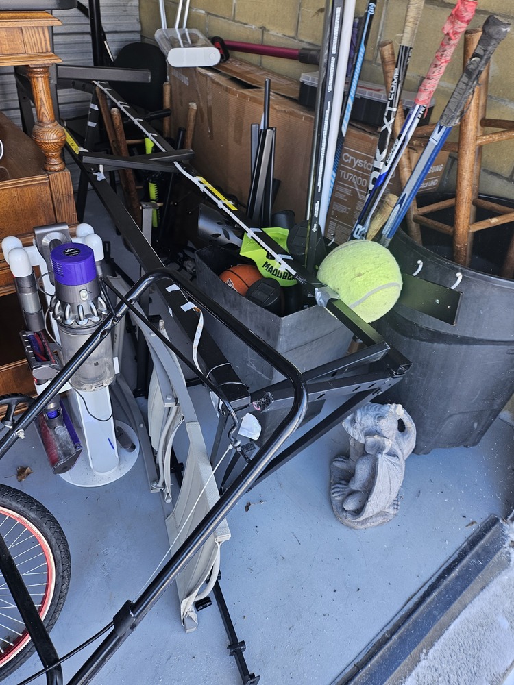 3035 - StorageMart Belleville  auction IB-5674 20