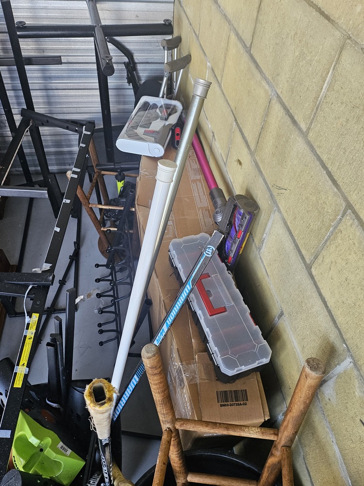 3035 - StorageMart Belleville  auction IB-5674 80