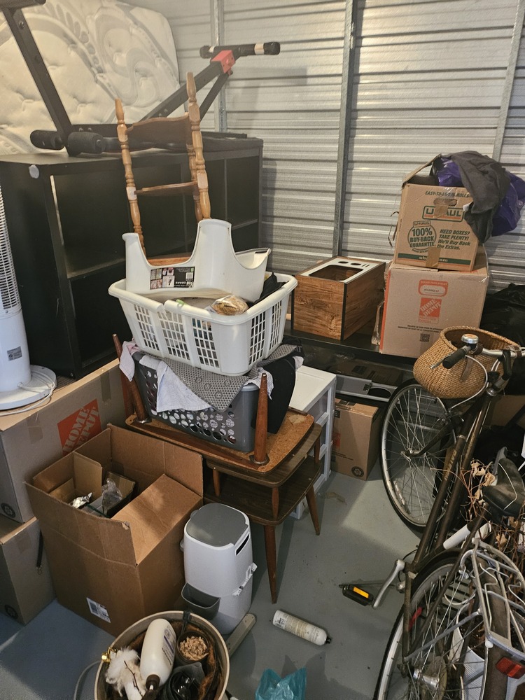 3035 - StorageMart Belleville  auction IB-3907 50