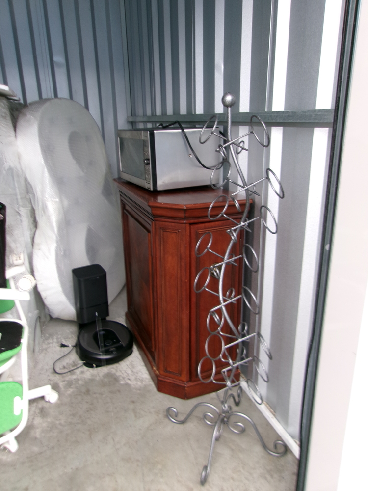 Prime Storage - Ajax (ON02)  auction IB-6207 90