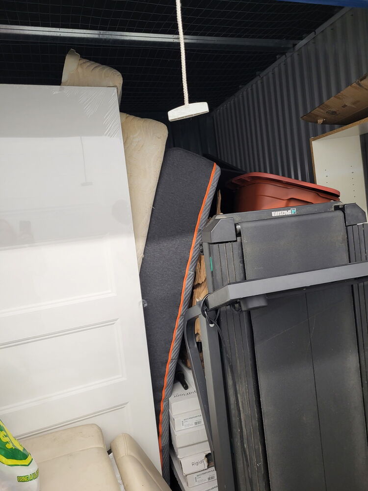 3006 - StorageMart Lauzon Rd. Windsor  auction IB-5320 60