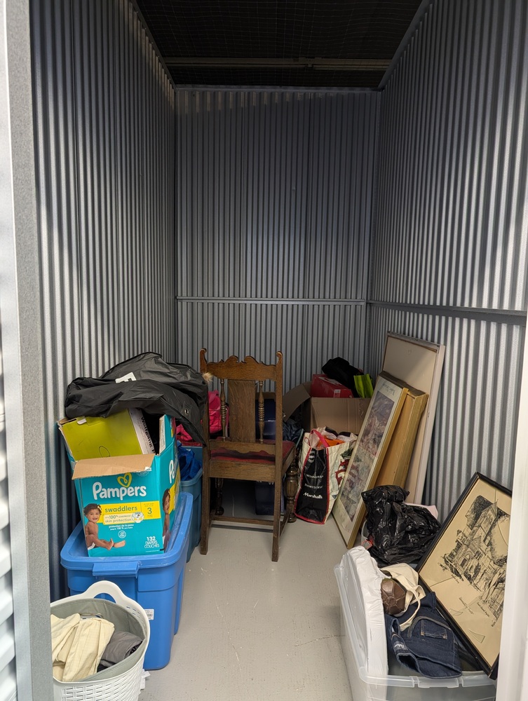 3002 -StorageMart  Wonderland Rd S  auction IB-2333 10