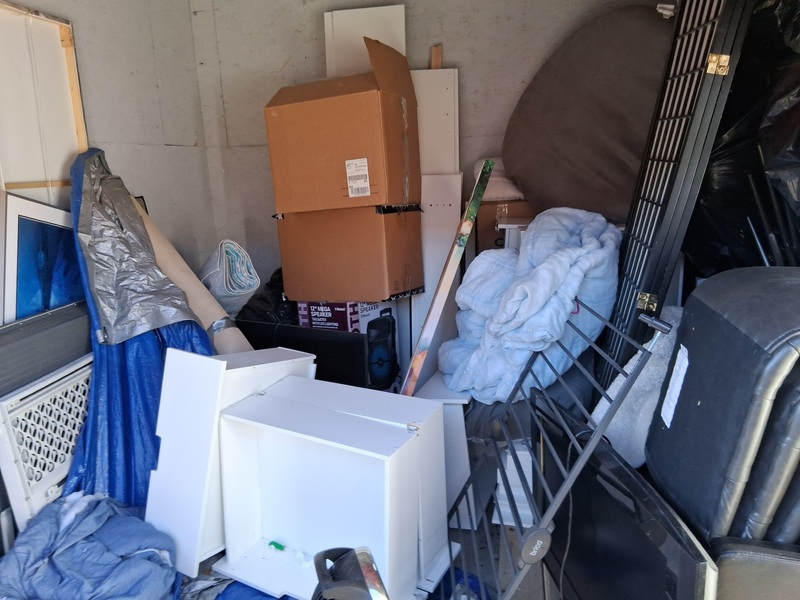 3302 -StorageMart  5th Street SW  auction IB-8273