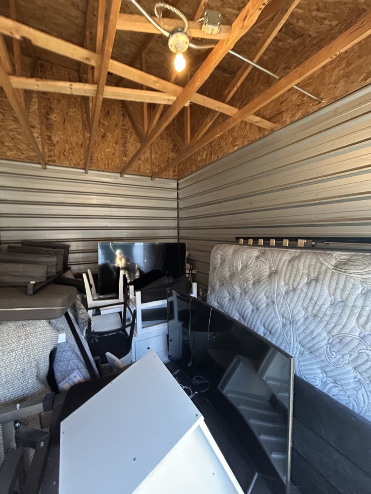 3307-StorageMart 52nd and Peigan Trail  auction IB-2170