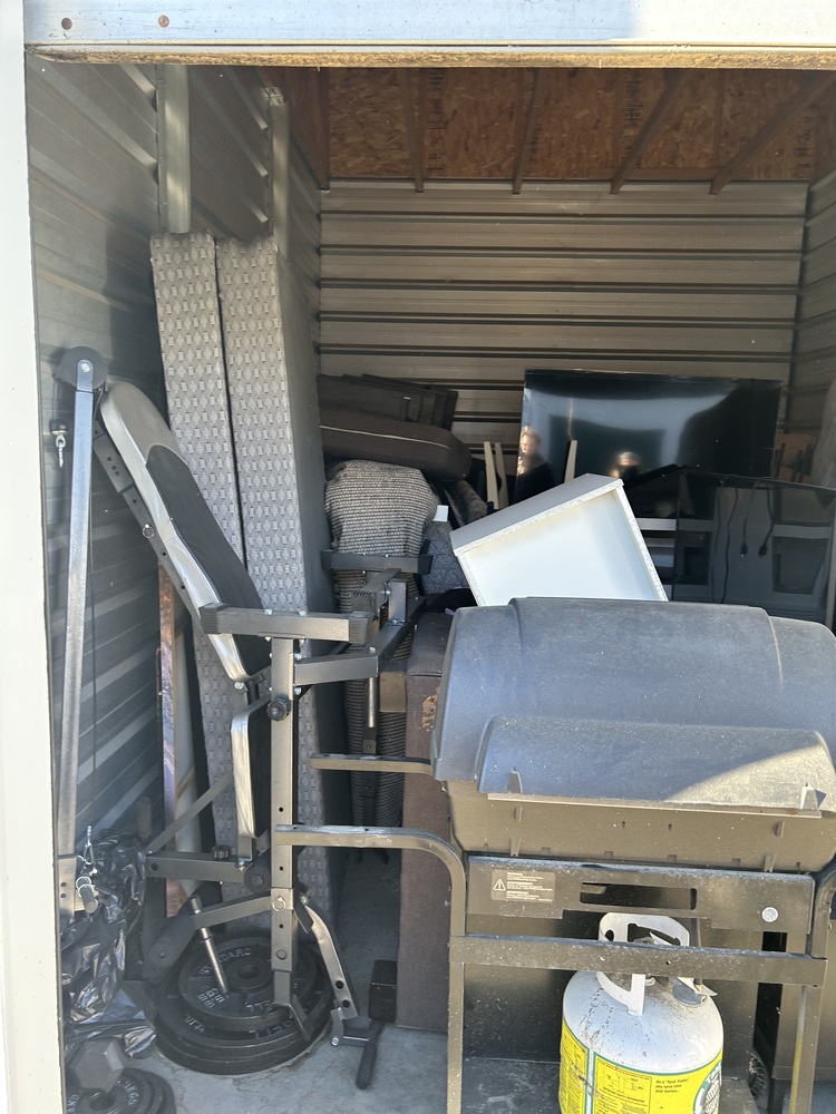 3307-StorageMart 52nd and Peigan Trail  auction IB-2170 10