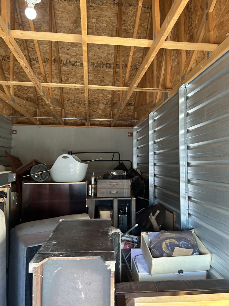 3307-StorageMart 52nd and Peigan Trail  auction IB-7526 10