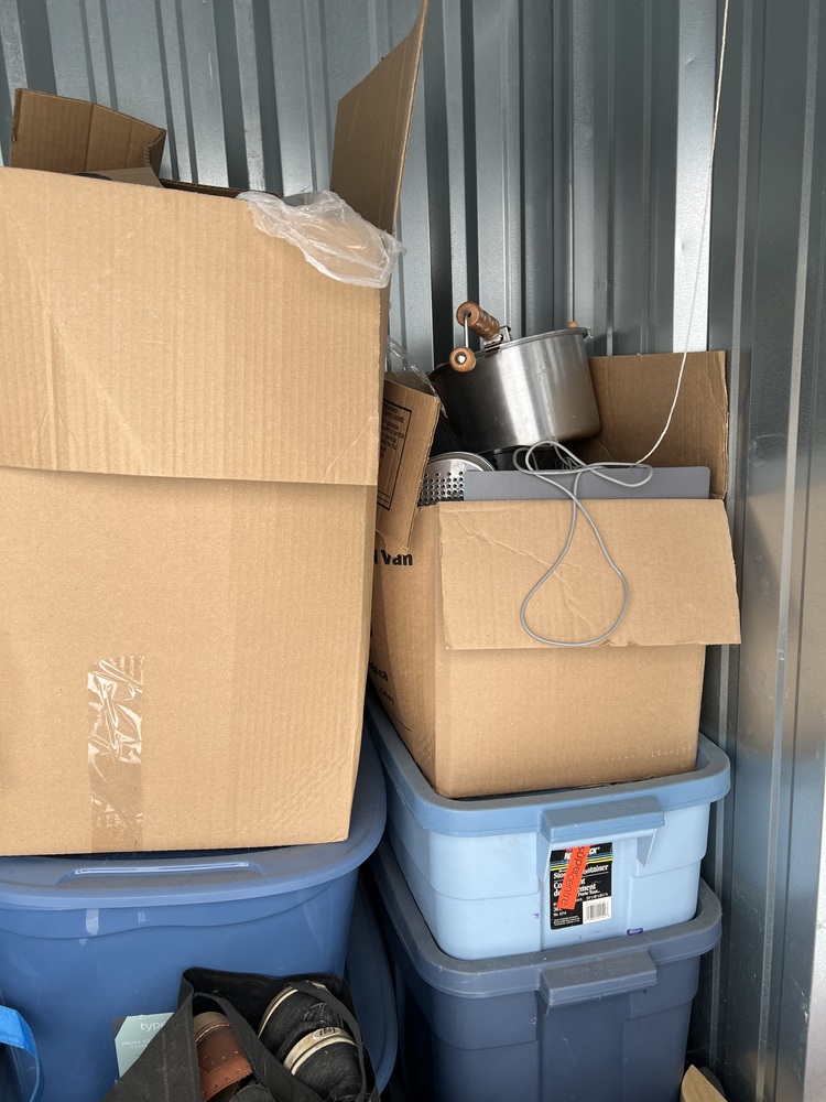 3004 - StorageMart St Thomas  auction IB-3675 40