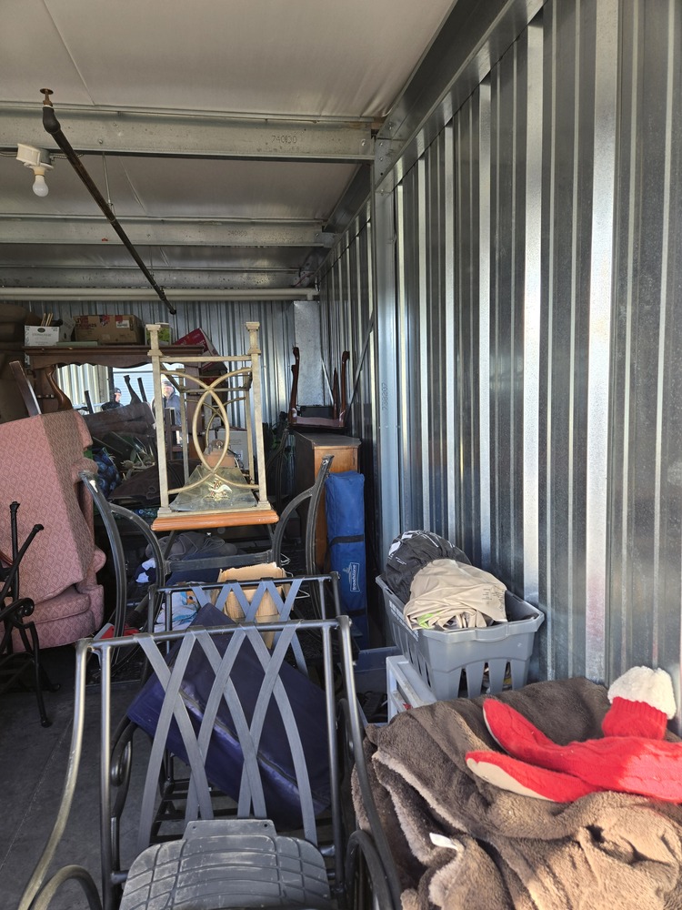 3304 - StorageMart 40th Street  auction IB-5998 10