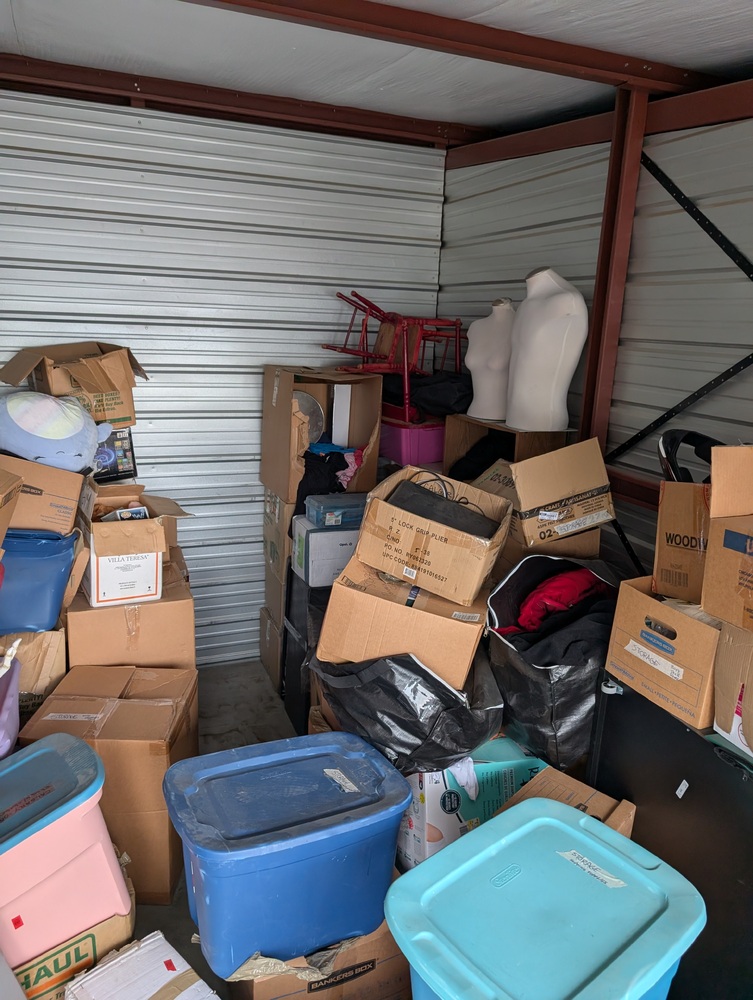 2570 - StorageMart  Westside Dr W  auction IB-3890 10