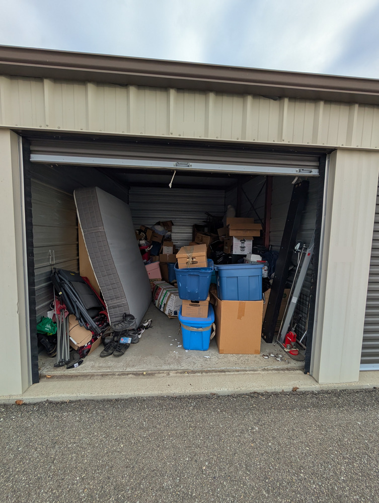 2570 - StorageMart  Westside Dr W  auction IB-3890 50
