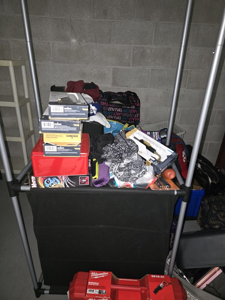 3003 -StorageMart  Adelaide St  auction IB-8974 70