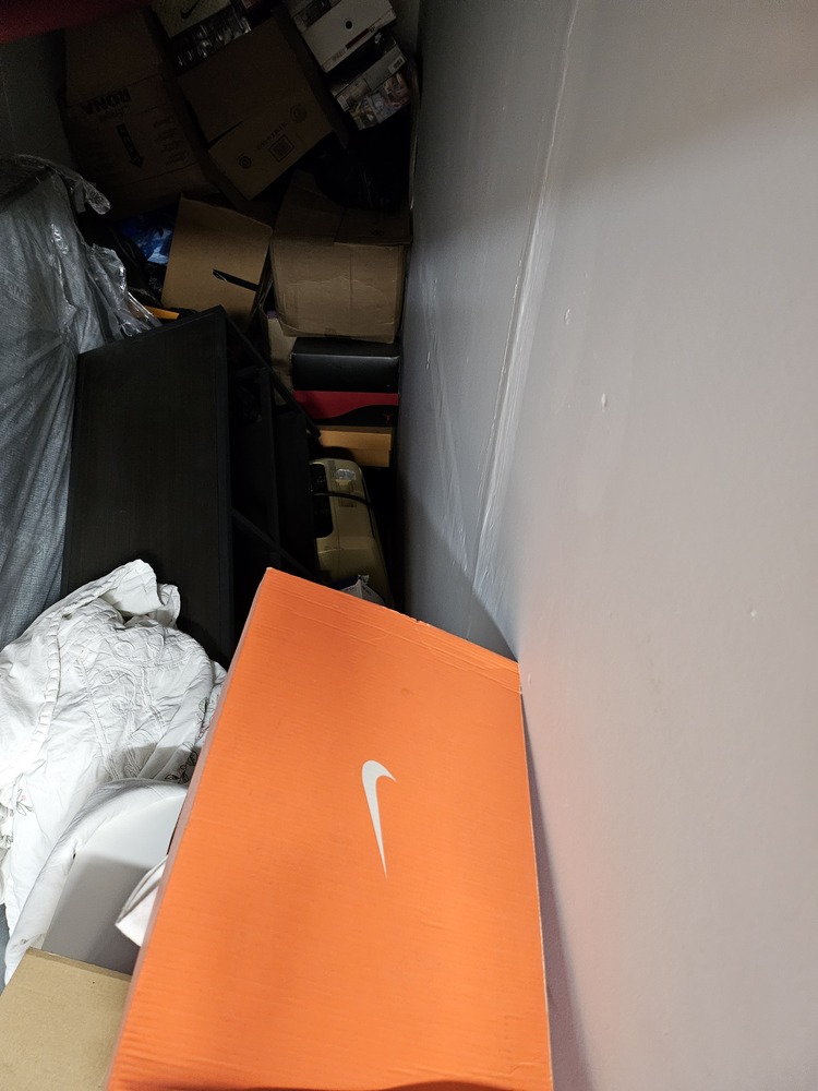 Burnaby Self Storage  auction IB-1409 40