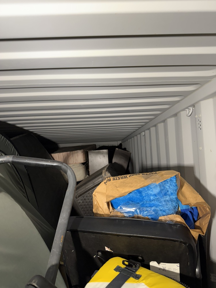 The Storage Box - Windsor  auction IB-7496