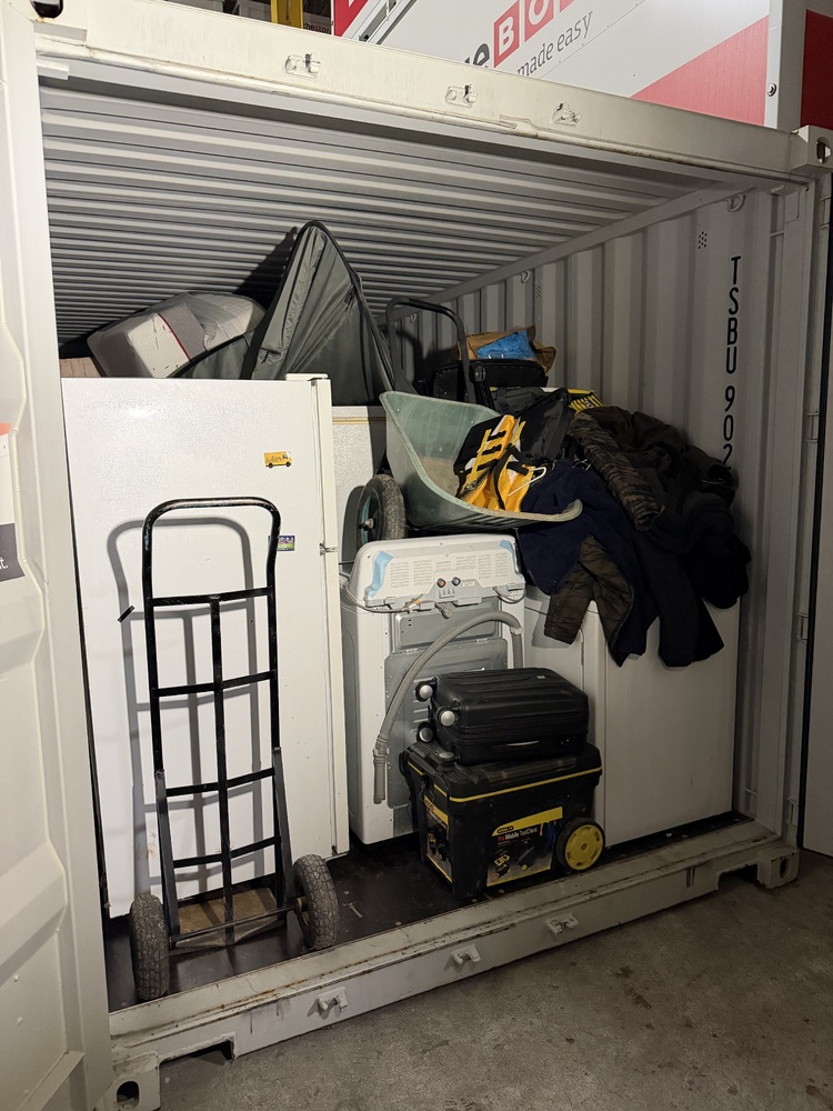 The Storage Box - Windsor  auction IB-7496 40