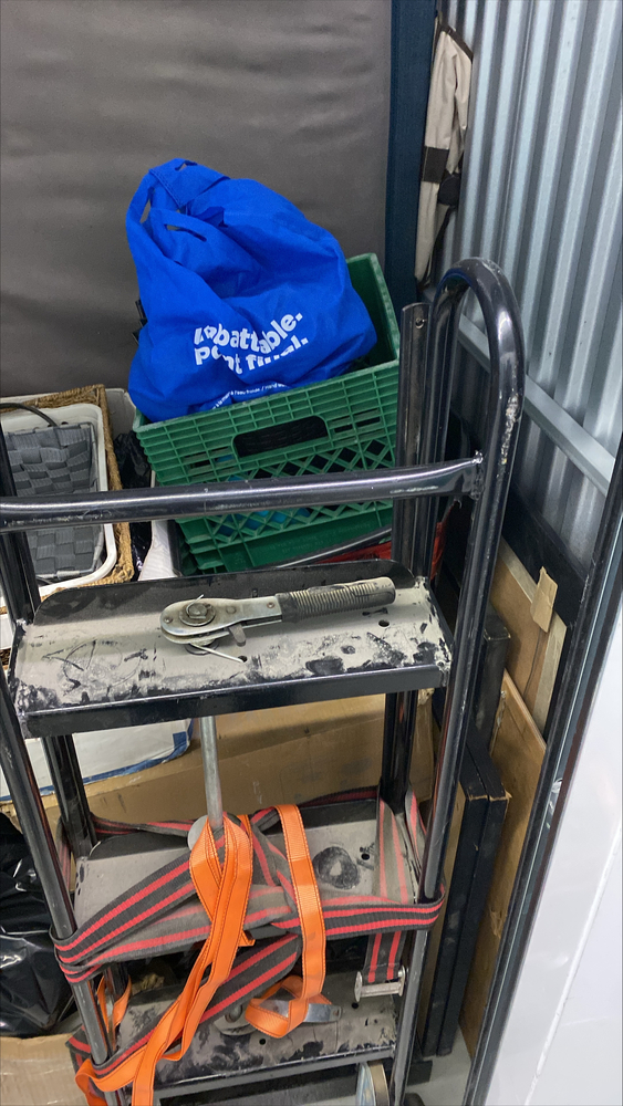 Montreal Mini-Storage - St-Laurent  auction IB-1405 30