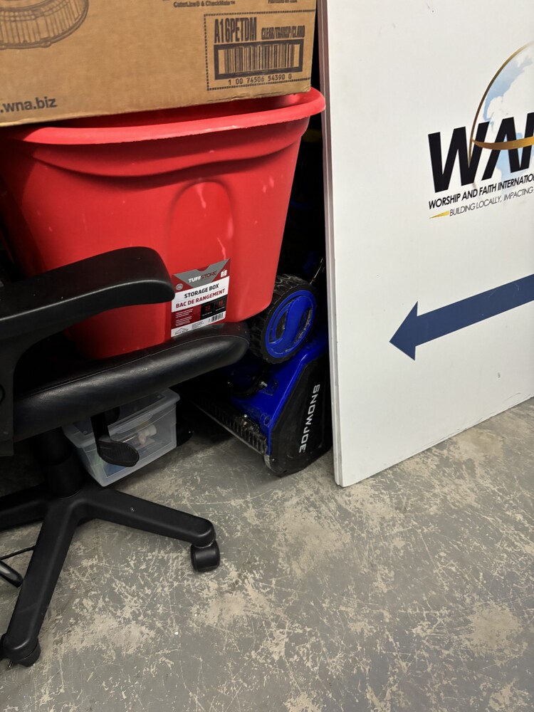 2750 - StorageMart Morrow Rd. Barrie  auction IB-7356 10