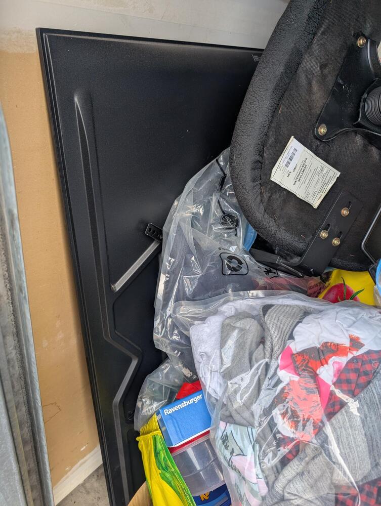 3104 - StorageMart Beauport  auction IB-1143