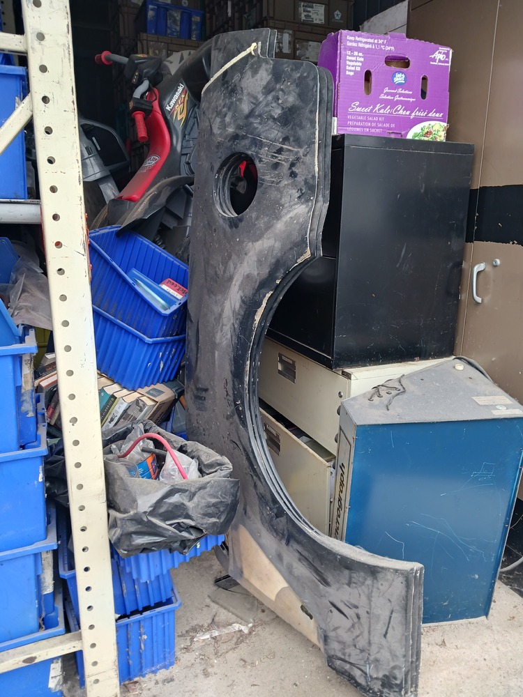 1-800-Self-Storage.com of Novi/Wixom, Michigan  auction IB-4417 50