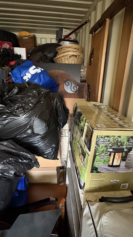 Secure-Rite Mobile Storage - Surrey Yard  auction IB-4567 70