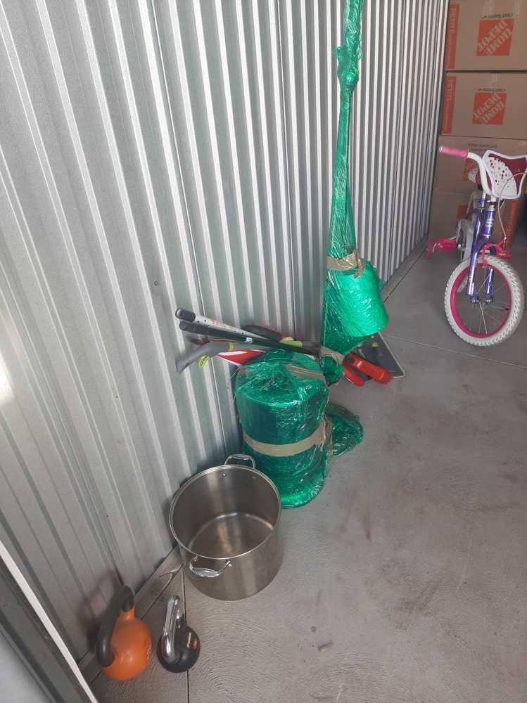 SmartStop Self Storage - East York Wicksteed  auction IB-4088 60