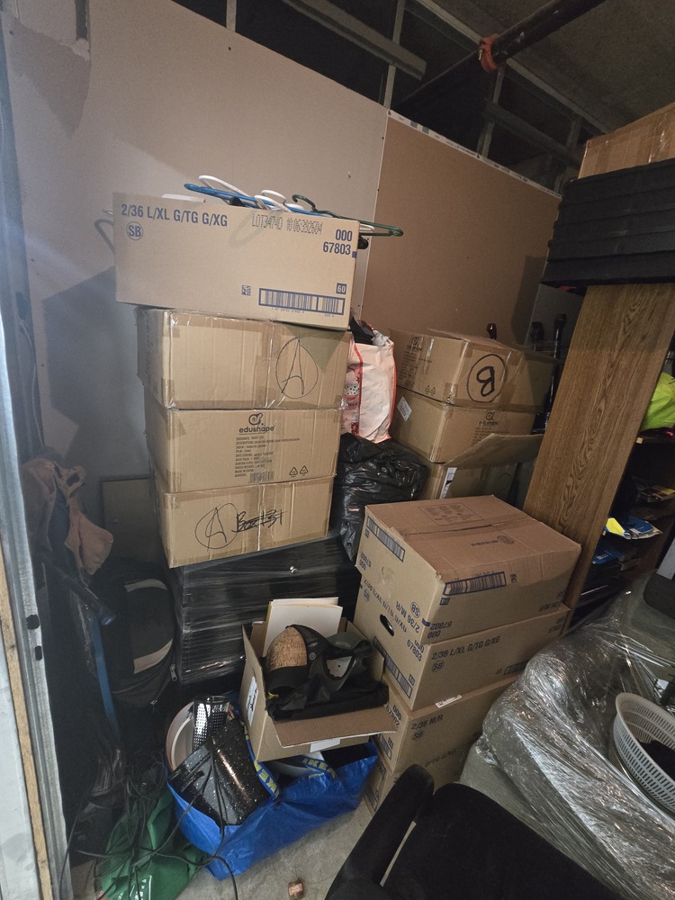 Public Storage P0020 -Vine Ave  auction IB-8524 10