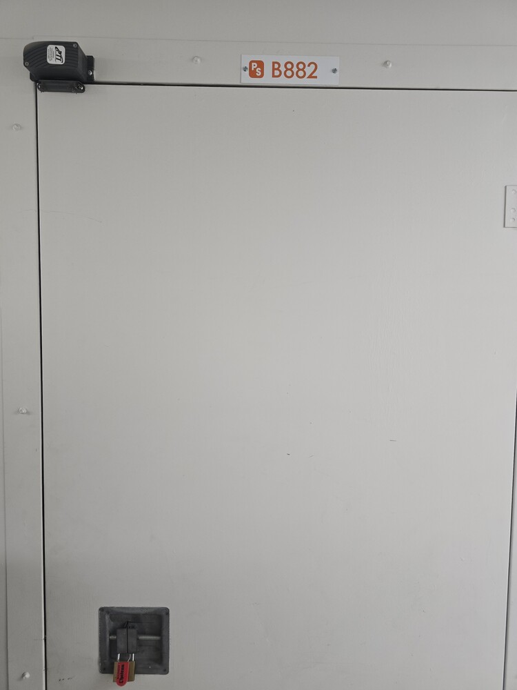 Public Storage P0020 -Vine Ave  auction IB-6510