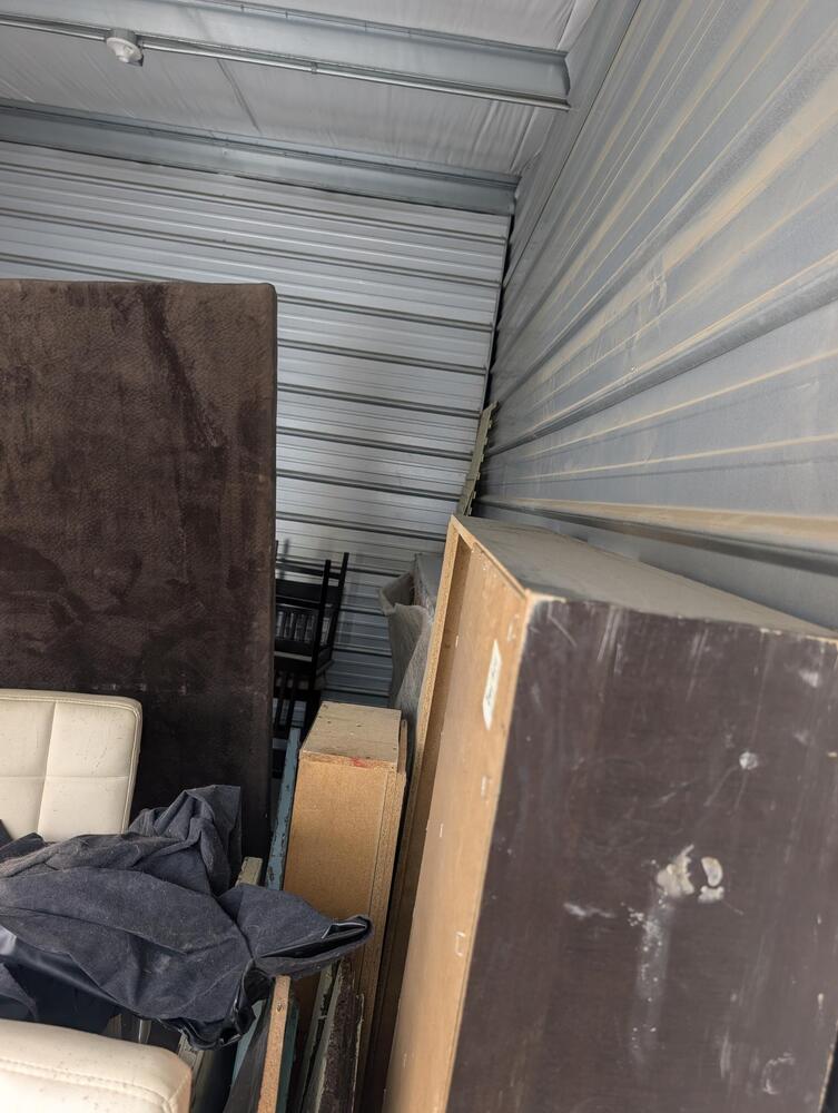 2552 - StorageMart Winterburn RD and 115 Ave  auction IB-3228