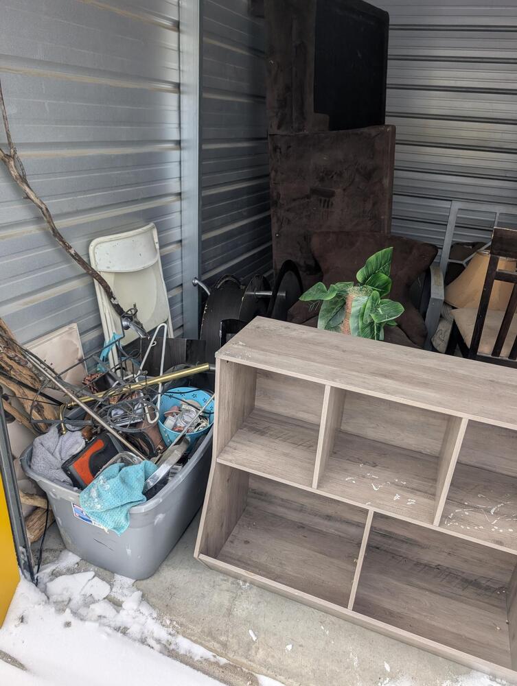 2552 - StorageMart Winterburn RD and 115 Ave  auction IB-3228 40