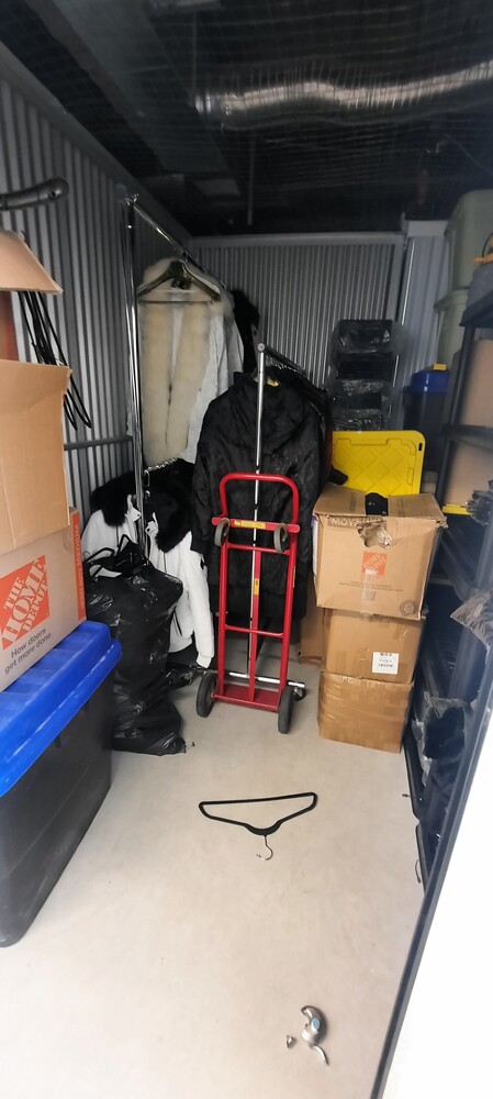 SmartStop Self Storage - Oakville - Iroquios Shore  auction IB-8305