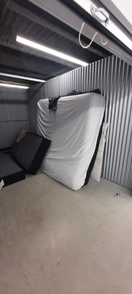 SmartStop Self Storage - Oakville - Iroquios Shore  auction IB-3561