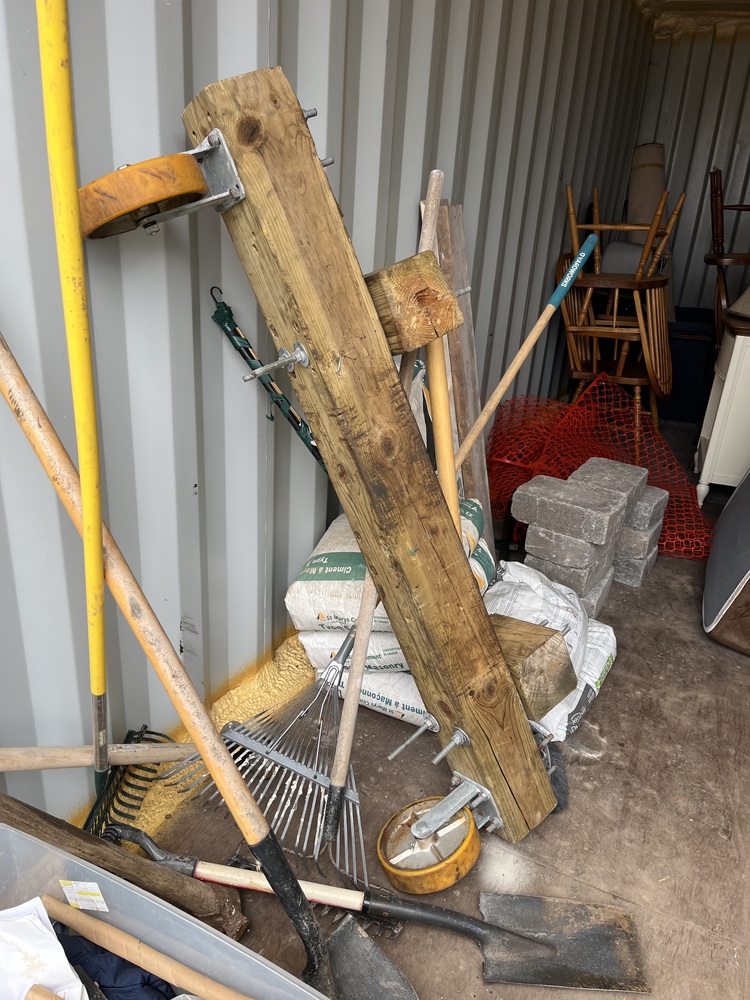 U Need Storage Guelph  auction IB-8507