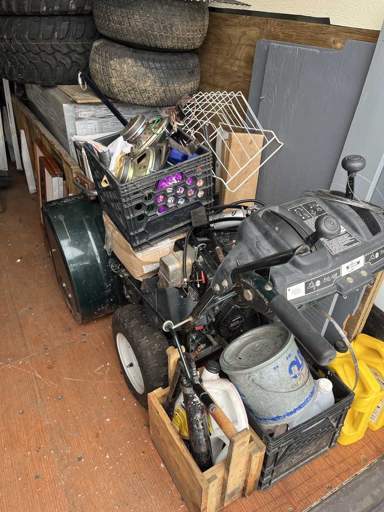 U Need Storage Guelph  auction IB-4328 50