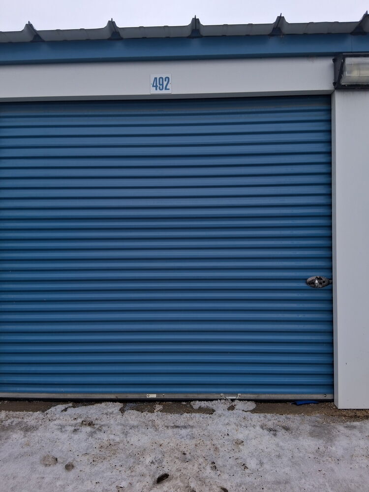 SmartStop Self Storage - 29 McKenzie Cres  auction IB-4650