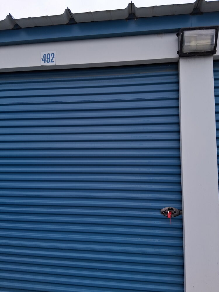 SmartStop Self Storage - 29 McKenzie Cres  auction IB-4650 60