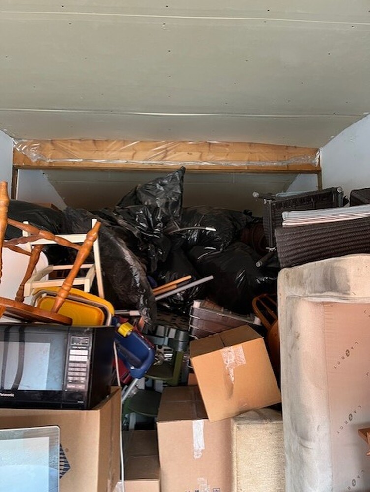 3011 - StorageMart Commerce Pk. Innisfil  auction IB-6824 30