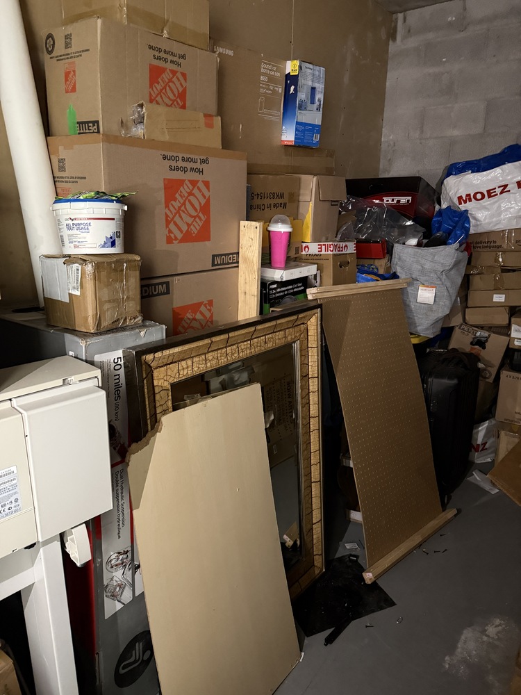 Public Storage P0007 - Arrow Rd  auction IB-6654 10