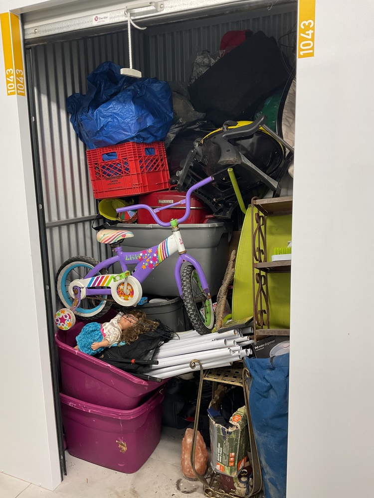 SmartStop Self Storage - Mapleview Drive   auction IB-8504