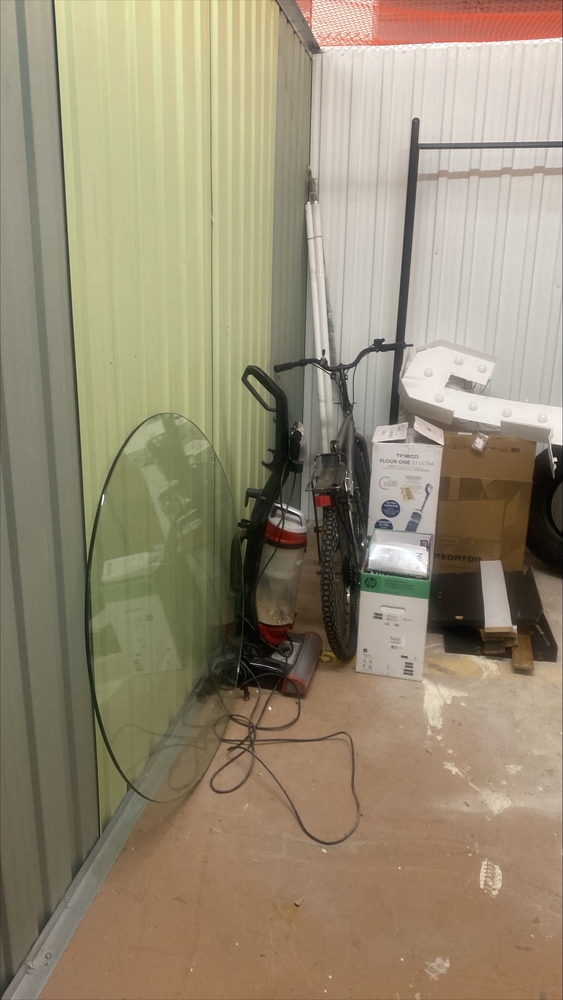 Montreal Mini-Storage - Hochelaga  auction IB-2210