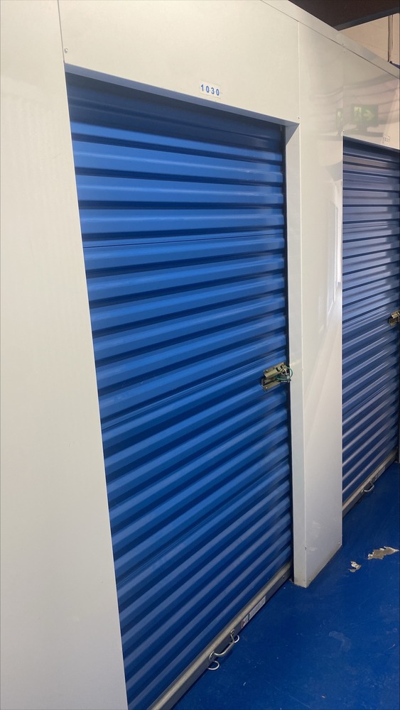 Montreal Mini-Storage - Parc-Ex  auction IB-3986 10